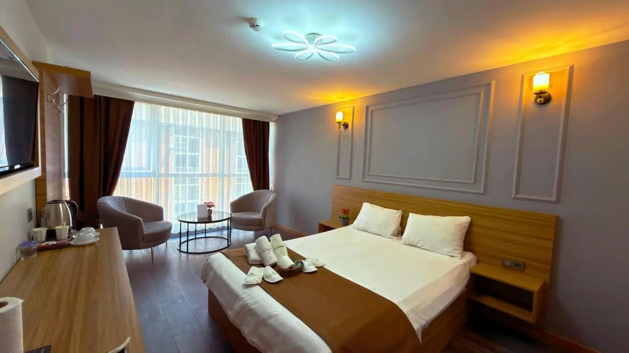 Waves hotel