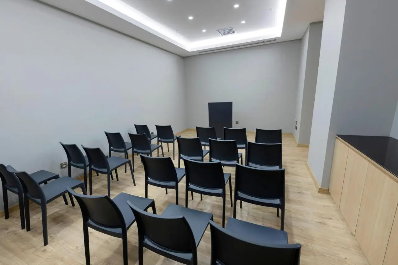 Endless Art Hotel-Special Category