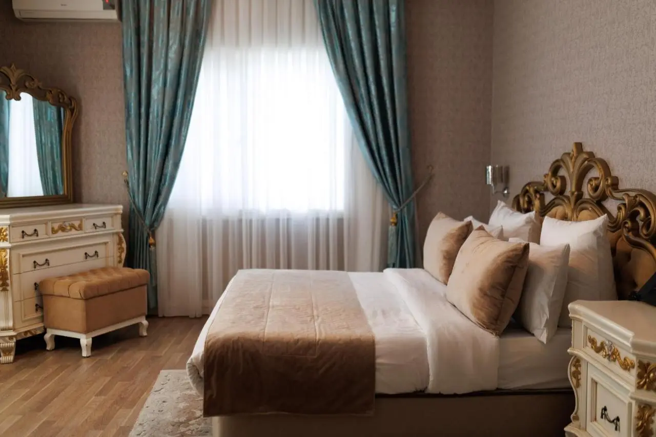Ayan Palace Hotel
