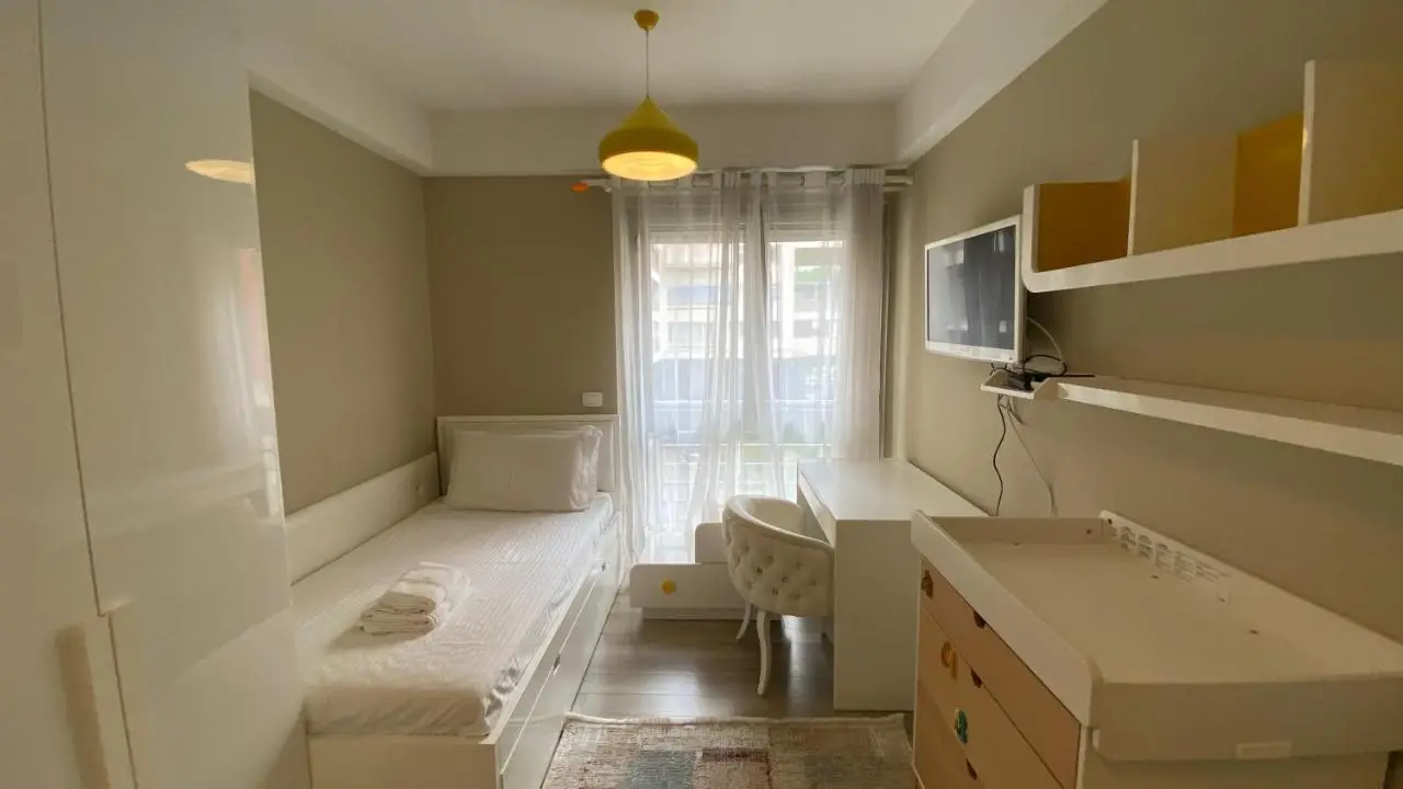 Lake Drive Rooms&Apartments