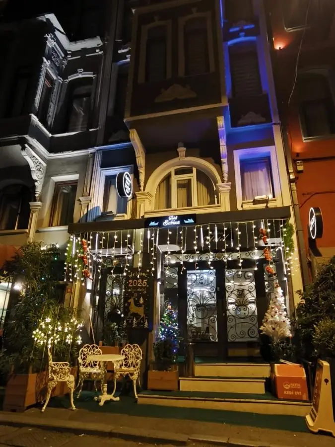 Sabina Hotel near Grand Bazaar, city center