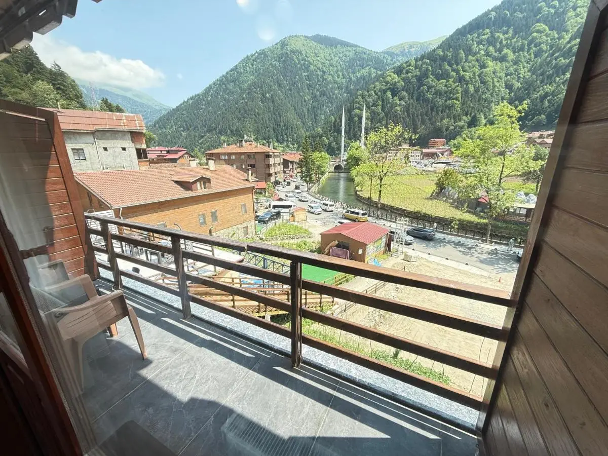 Mavro Uzungöl
