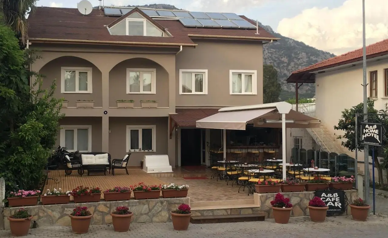 A&B Home Hotel