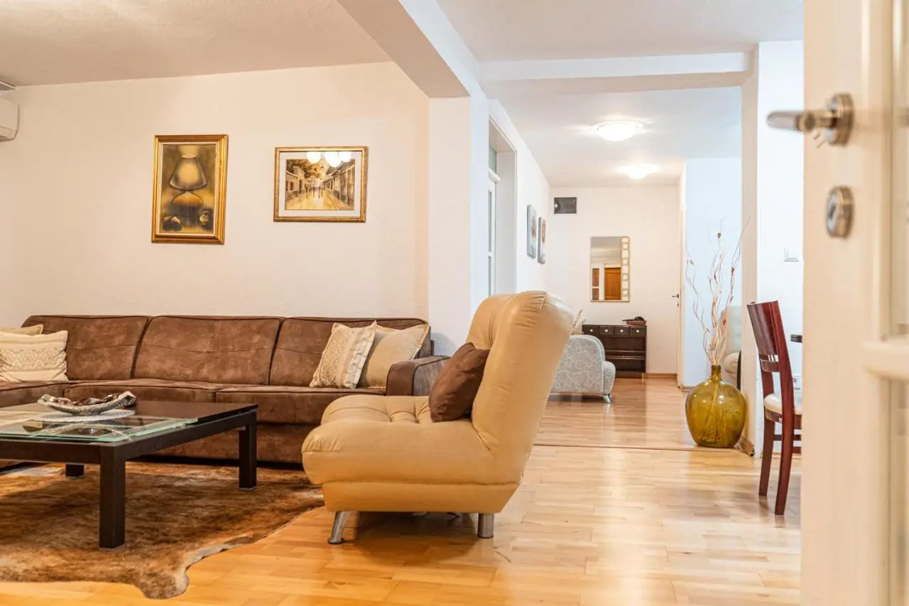 Sarajevo Hills Apartment