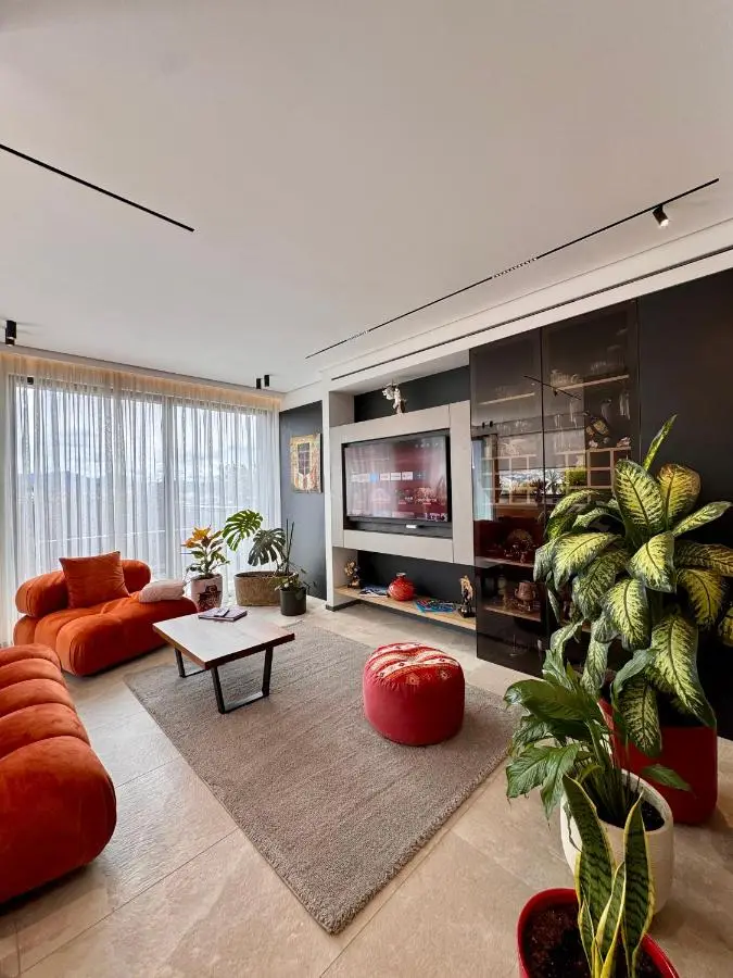 Central Tirana Premium Penthouse "SuperAttico", Free Parking