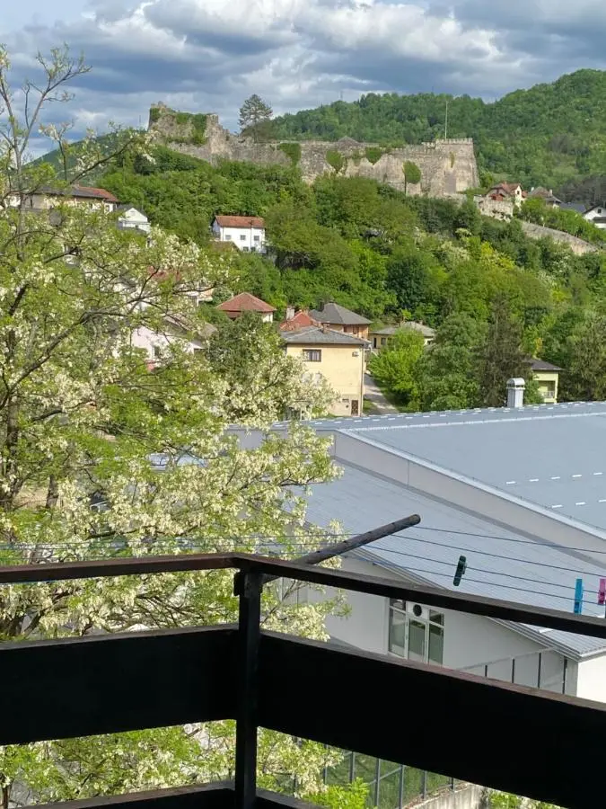 Vista Castle
