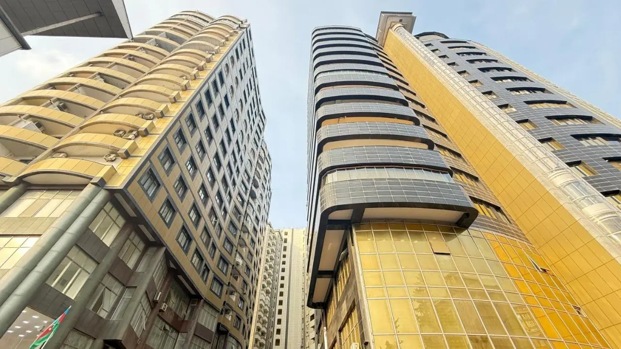 Nizami Tower apart