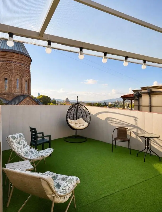 Vernisa Hotel