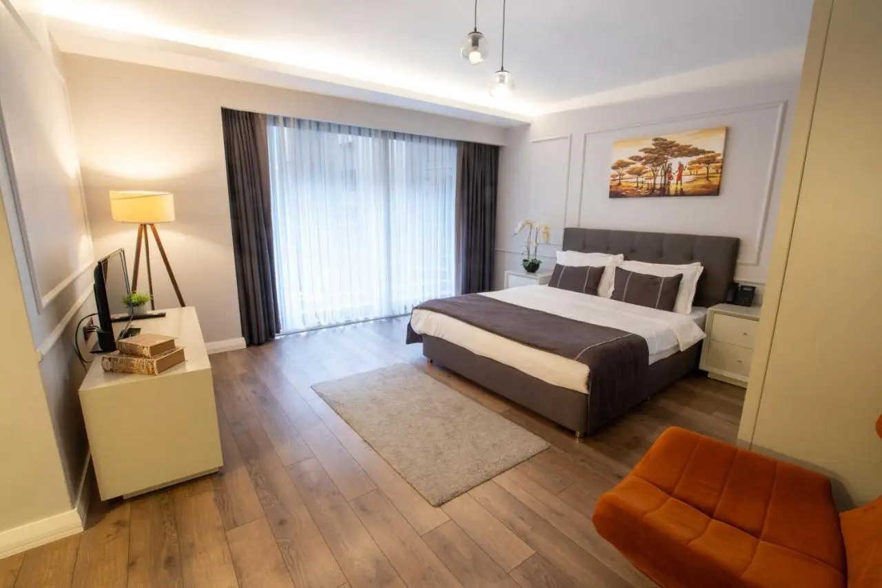 Myway Deluxe Hotel