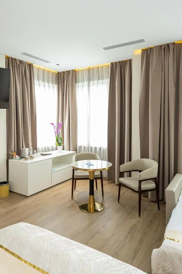 Sky Hotel Tirana
