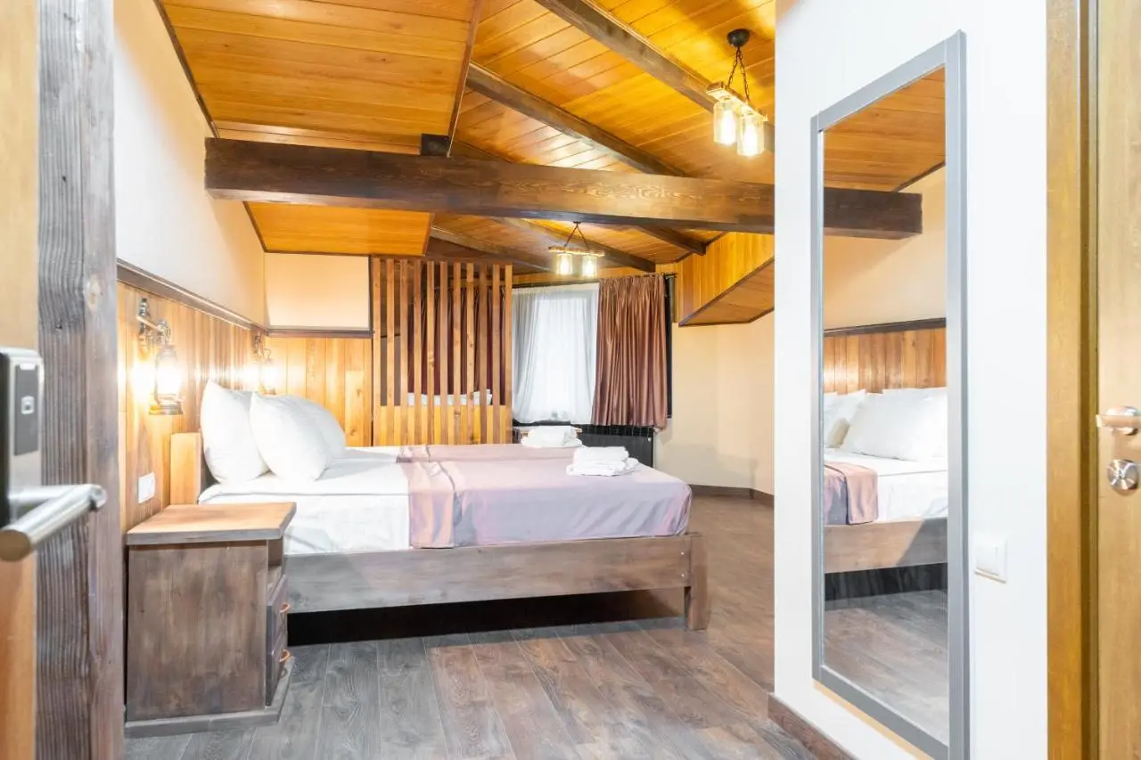 Hotel Mansarda Mestia