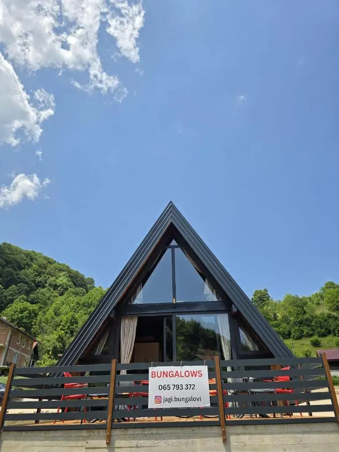 JAGI Bungalovi Mrkonjic Grad