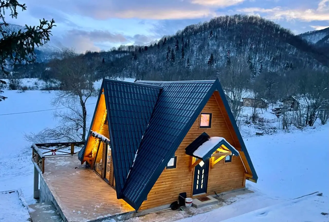 Villa Paradise Bjelašnica Luxury Chalet with Mountain View