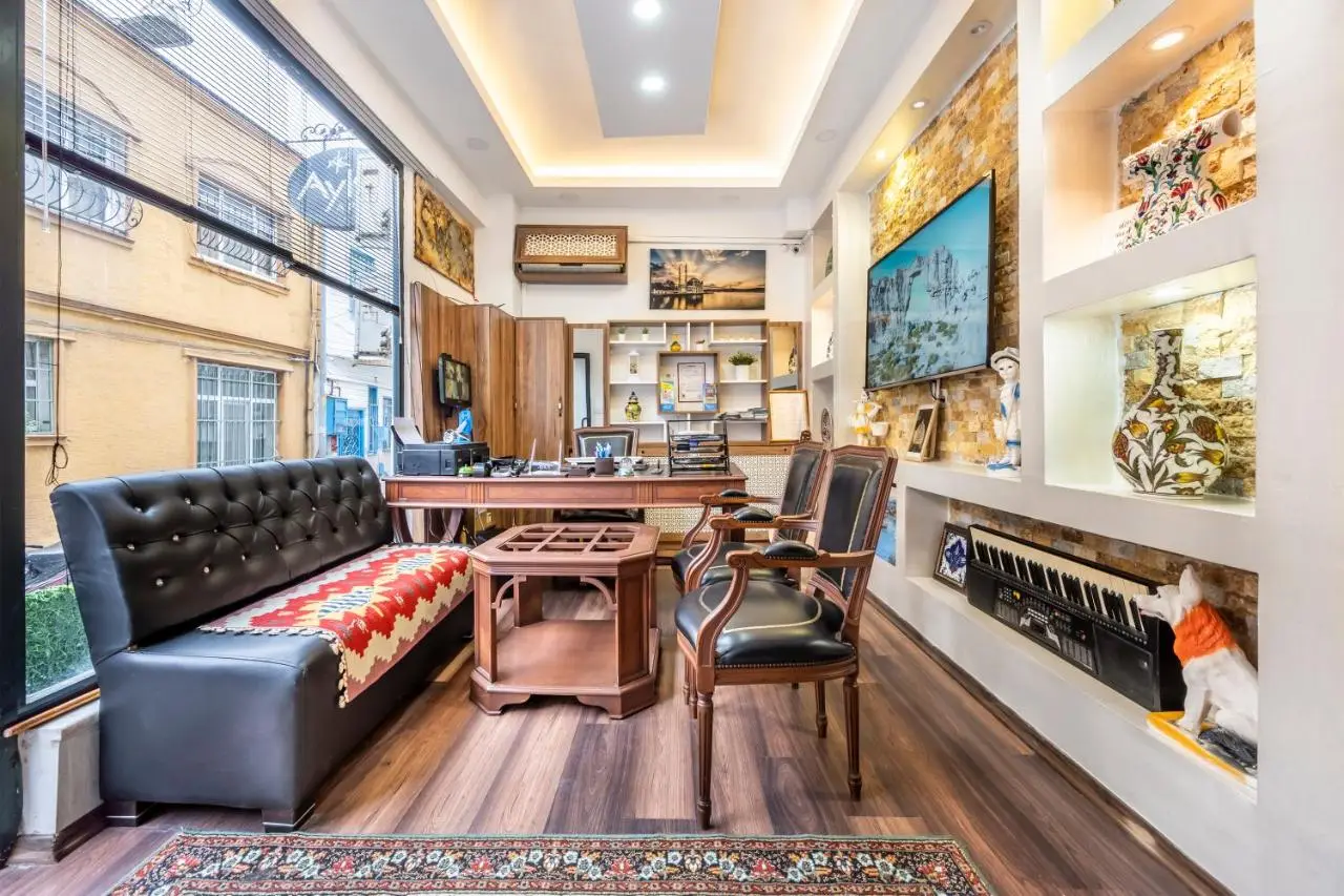 AYKA APART SUiTES OLD CITY