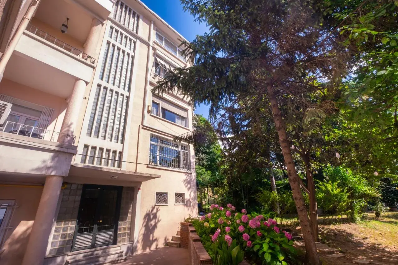 Bosphorus and Palace View Top Floor Apartment