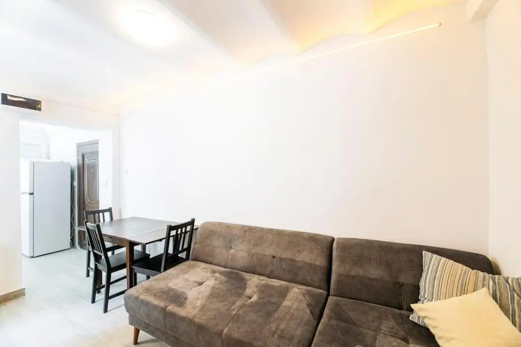 Beautiful 2BR House w/AC 400meters Taksim Square