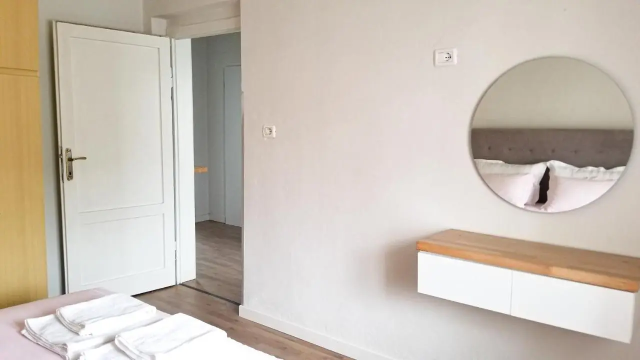 Spacious and Cozy Apartment - Ajia Apartment