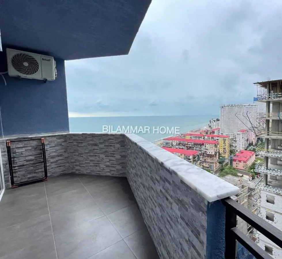 50 meters from the Black Sea coast, Malo