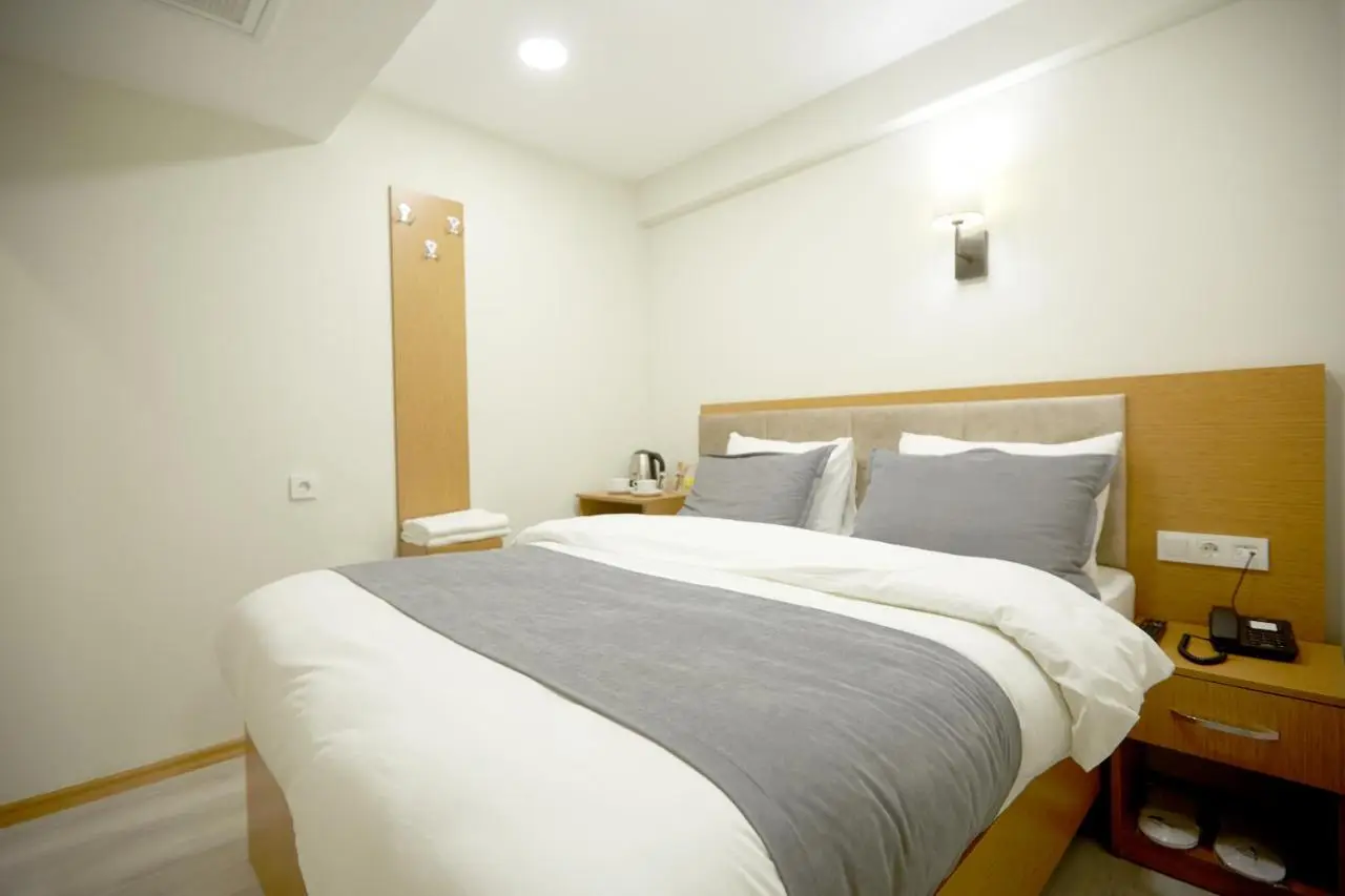 Kartal Palace Taksim Square FAMILY HOTEL