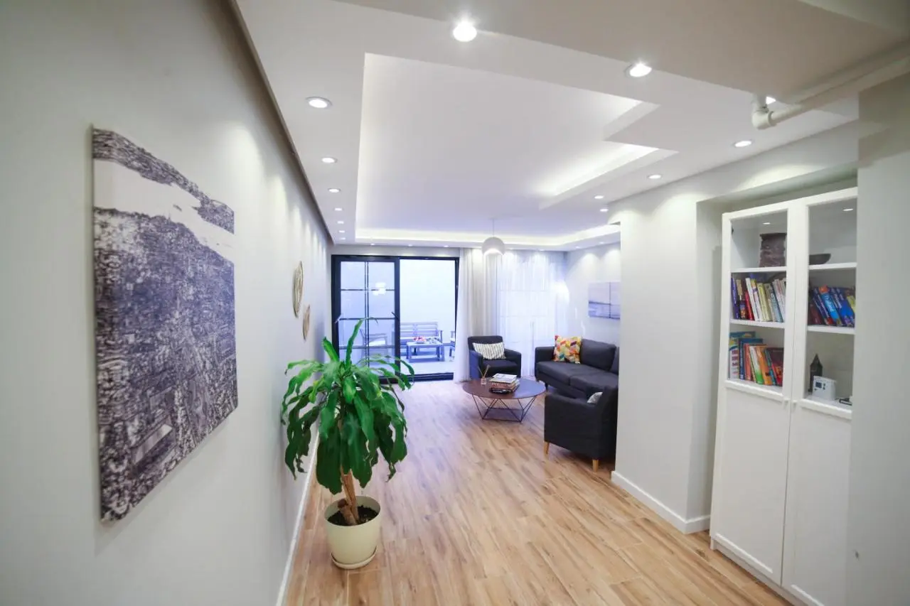 Modern Super Chic Duplex with a Terrace at the heart of city!