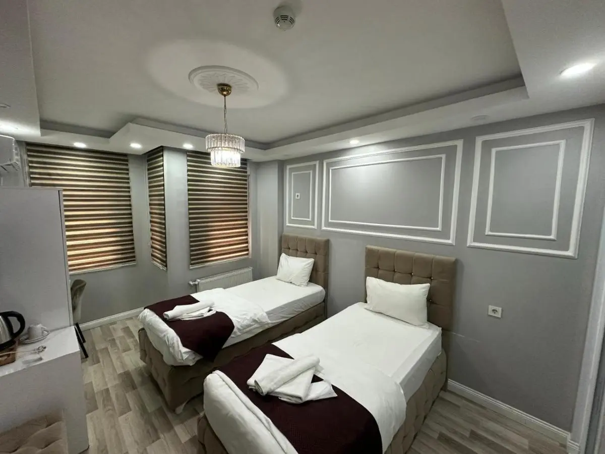Modena Hotel