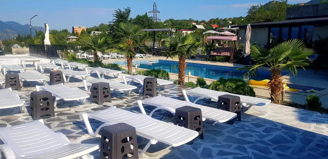 hotel Labyrinth pool