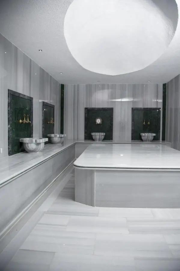 Mugwort Hotel & Spa