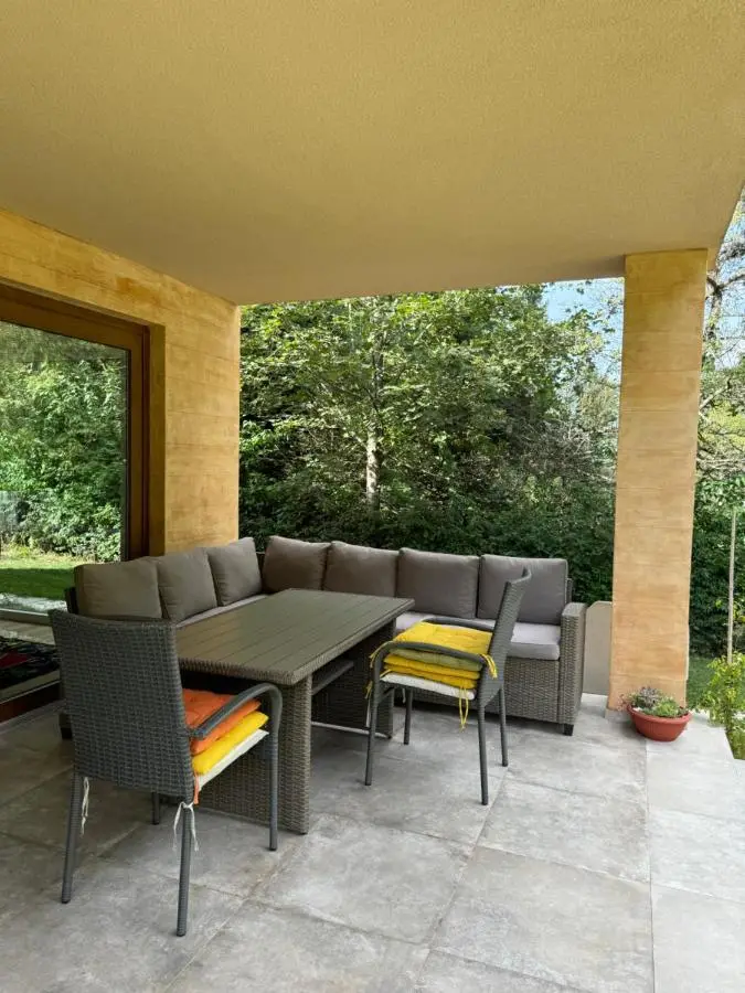 Villa Rivus - Private Family Retreat near Sarajevo