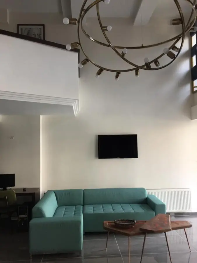 Helen Hotel