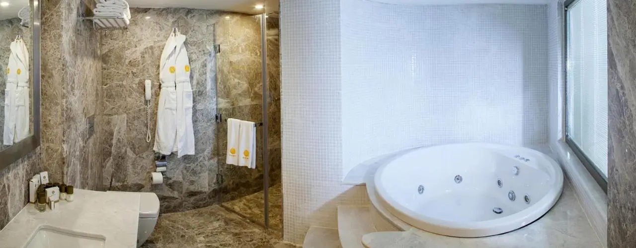 Wome Deluxe Hotel - Halal All Inclusive