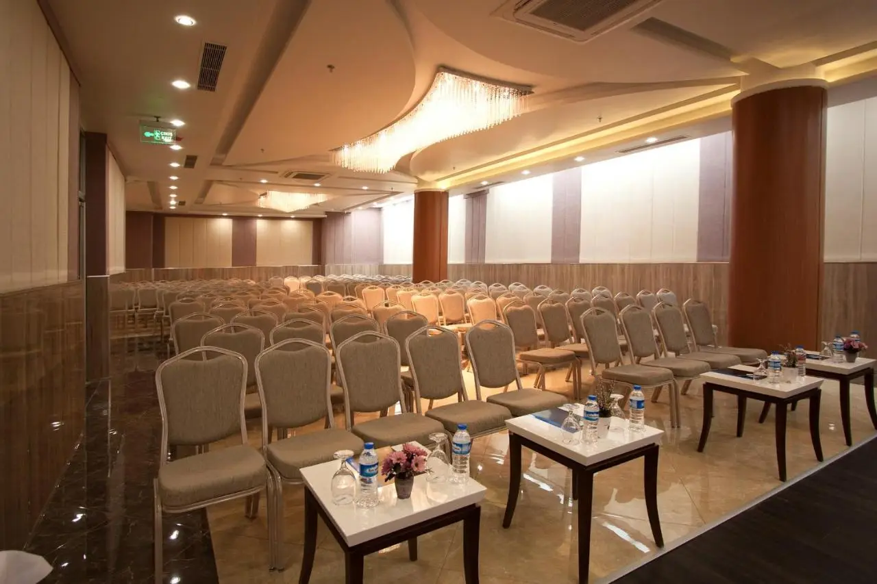 Forum Suite Otel