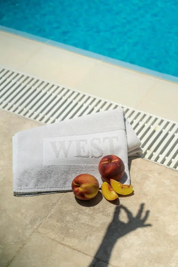 WEST HOUSE EXCLUSIVE HOTEL