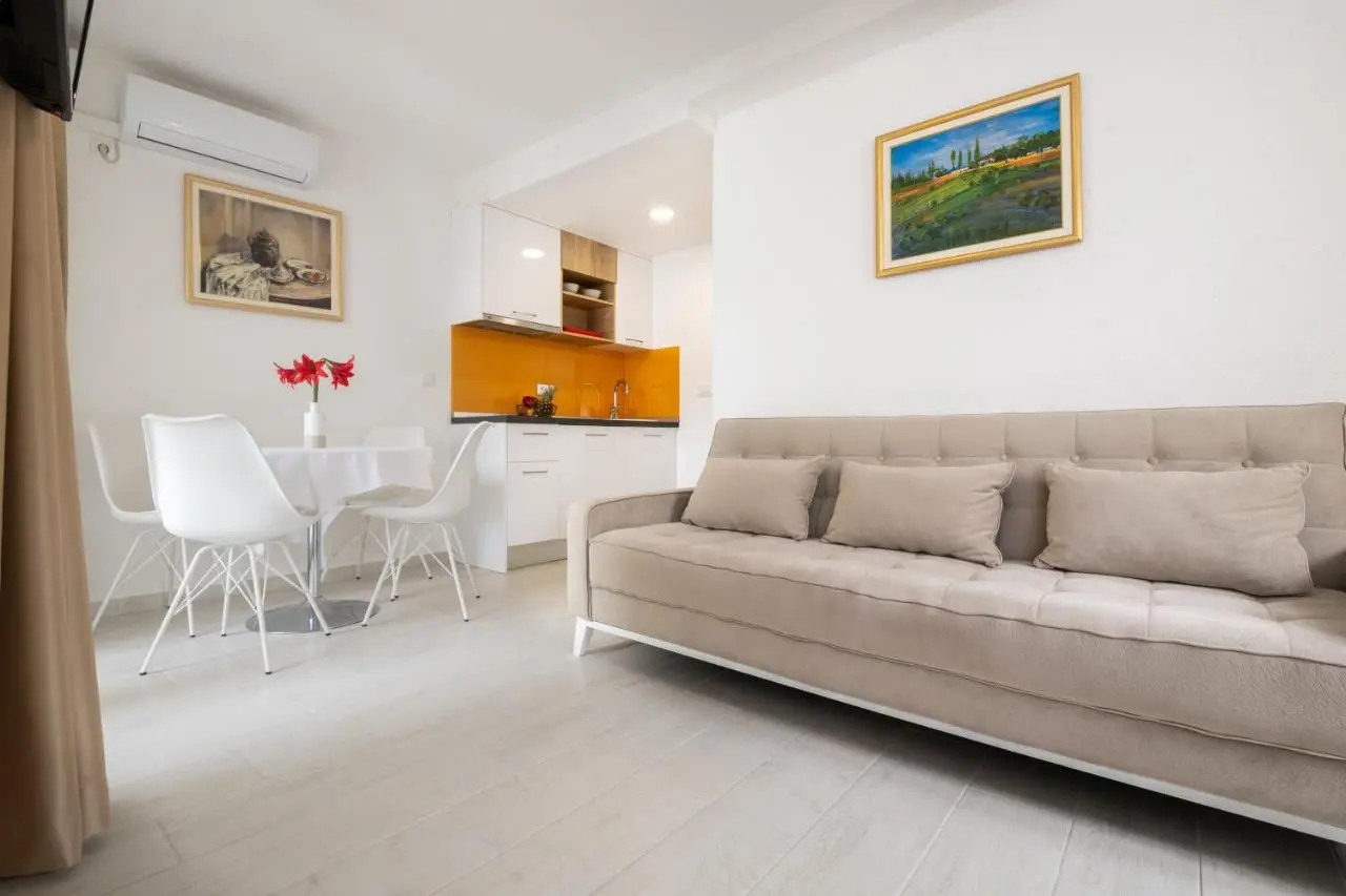Apartments Sentic