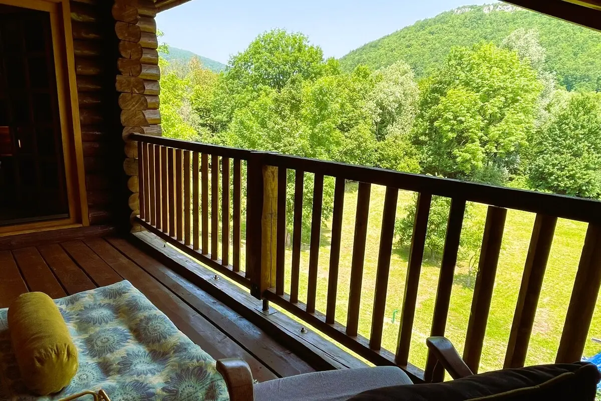 4000m2 Private Riverside Estate