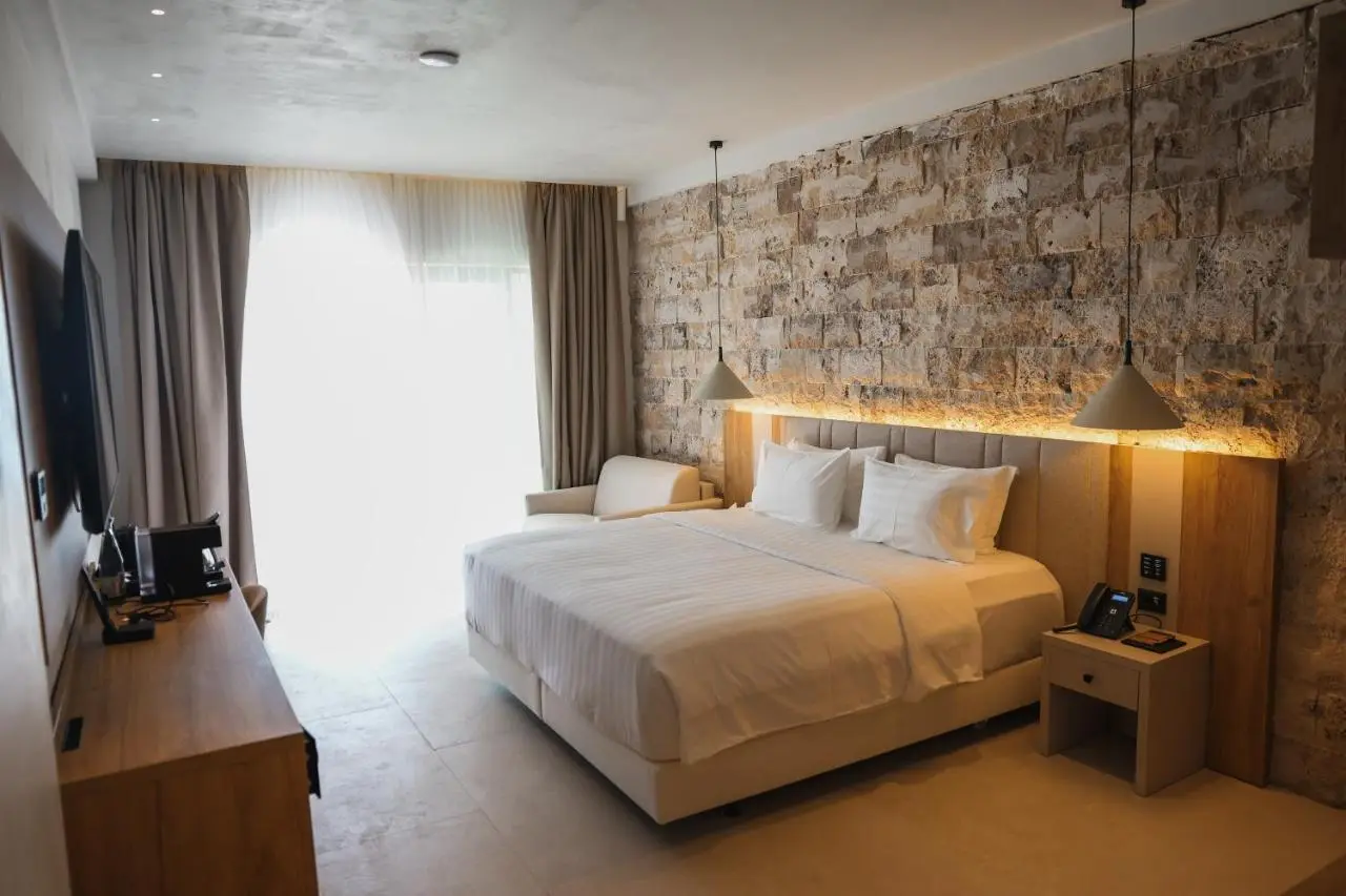 Drymades Inn Resort