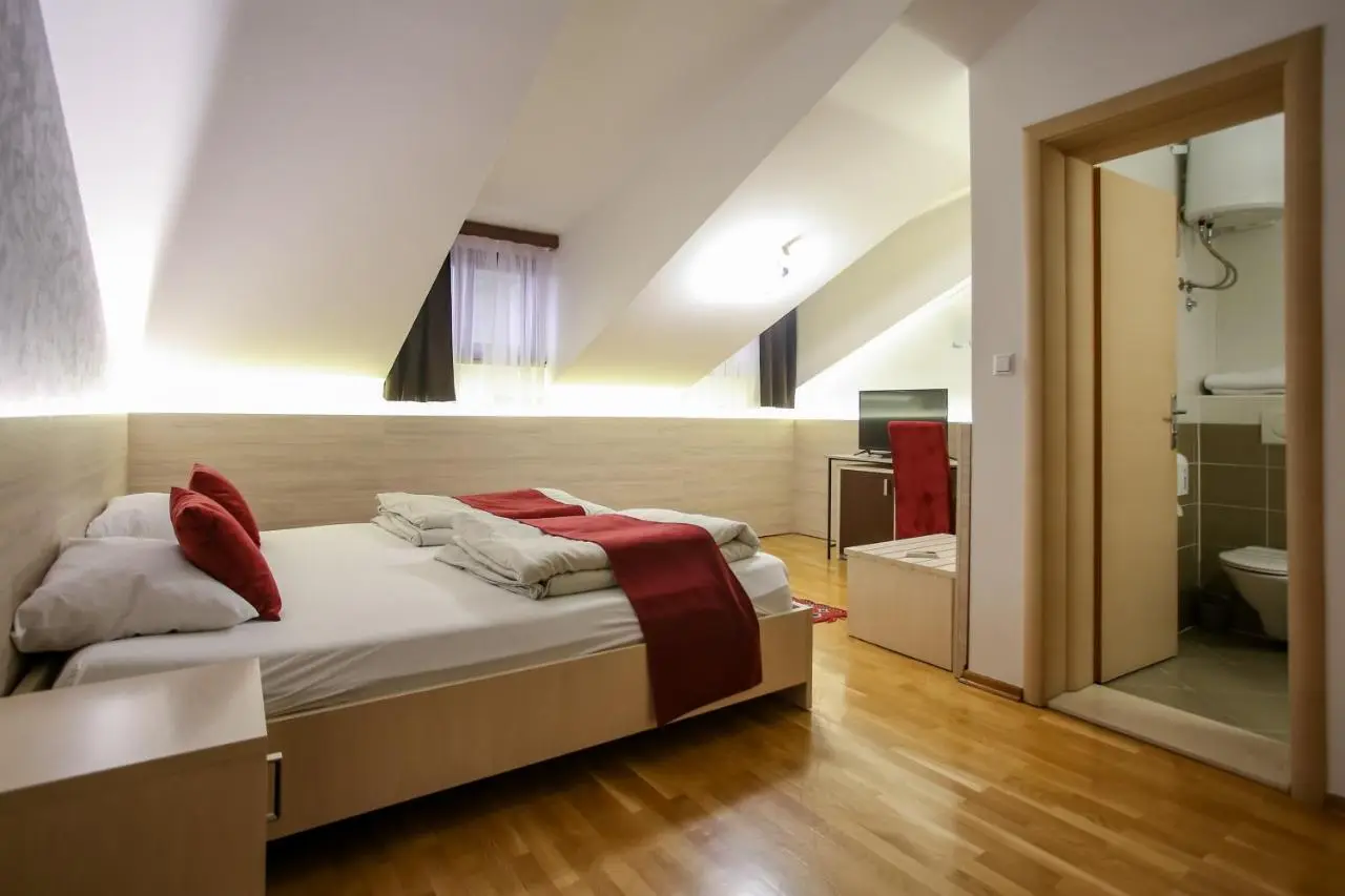 Hotel Emen