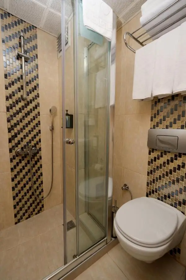 Pera Arya Hotel