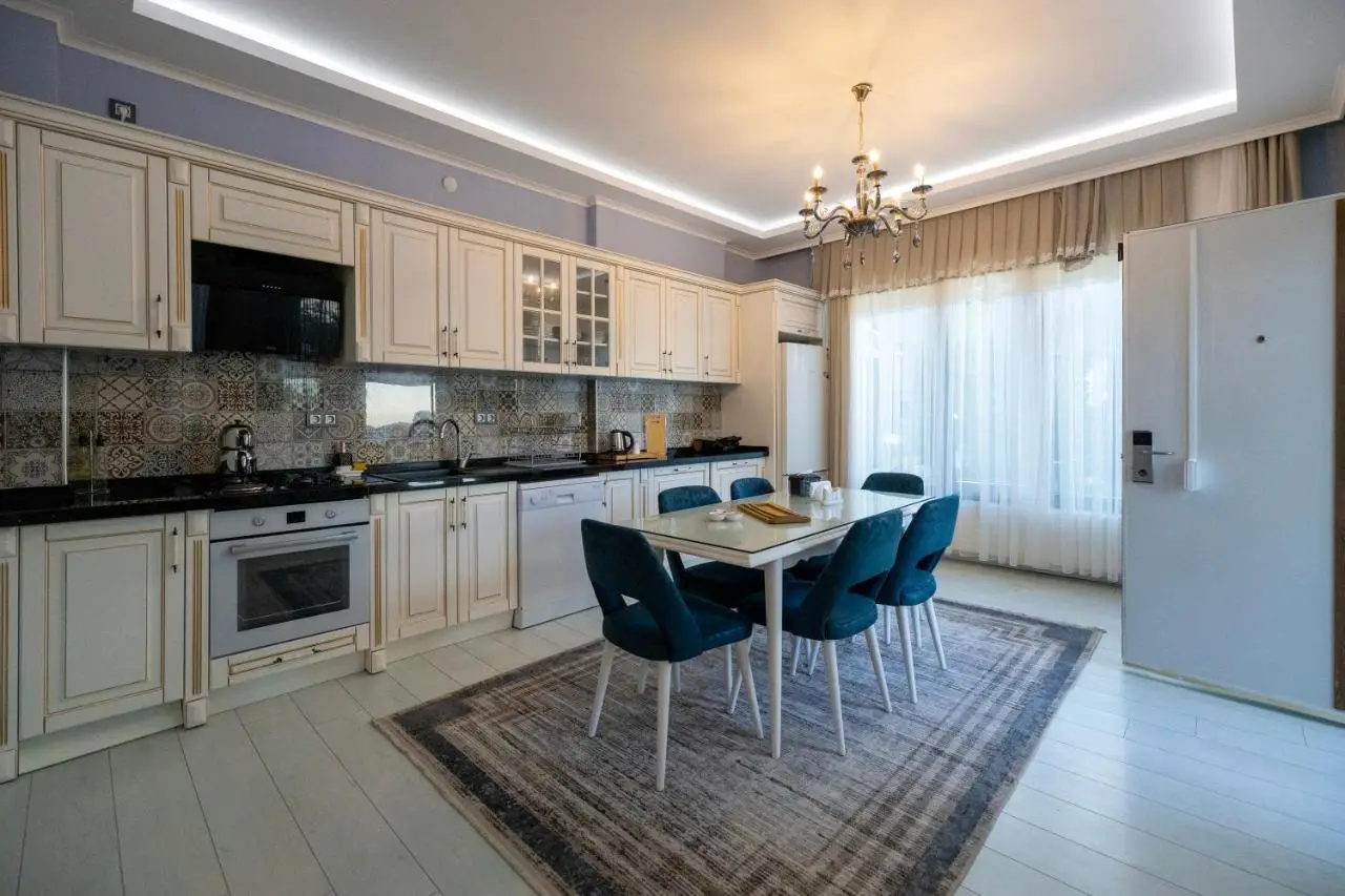 Poison Garden Suite & SPA