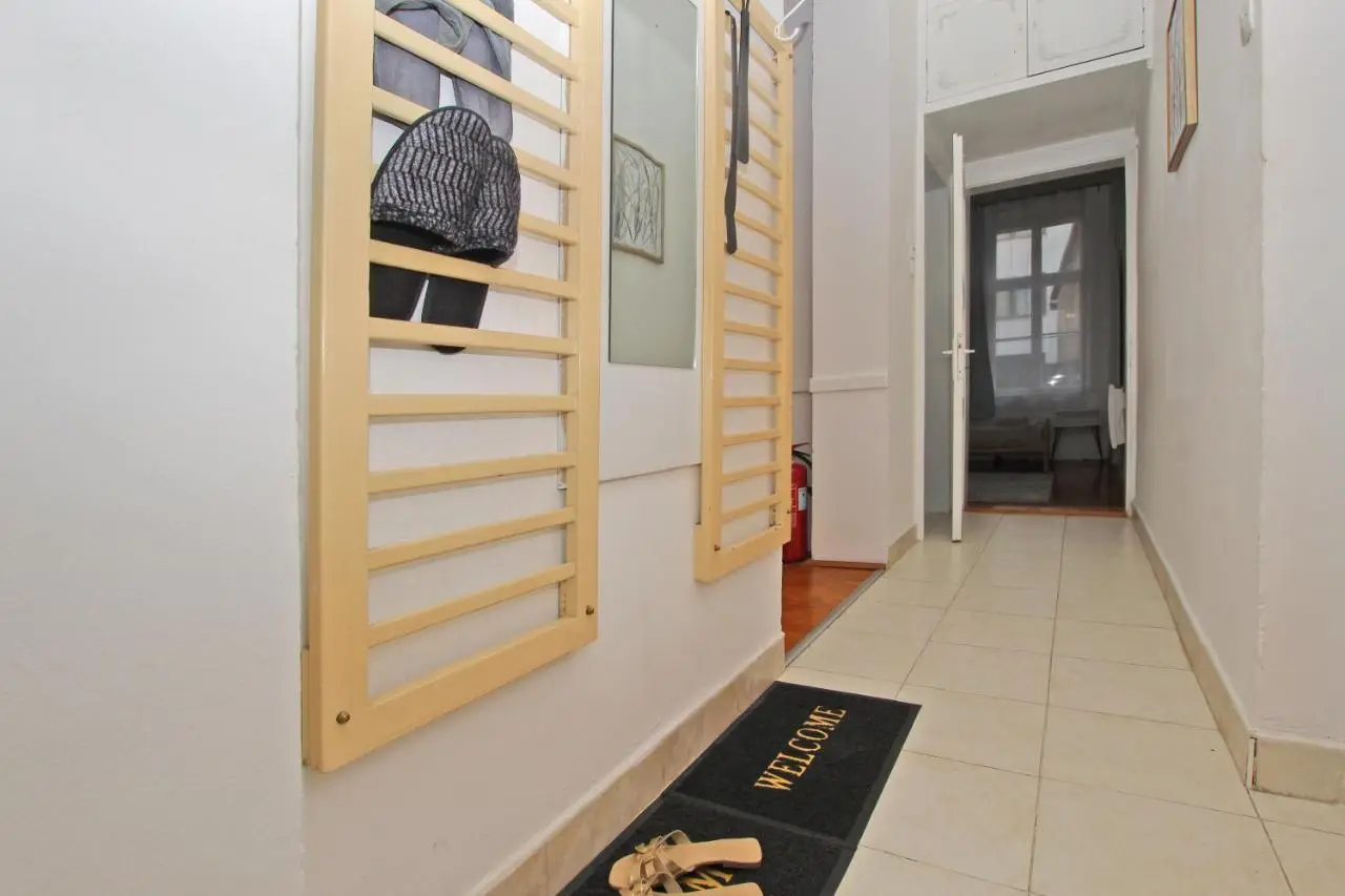 Apartment Amra