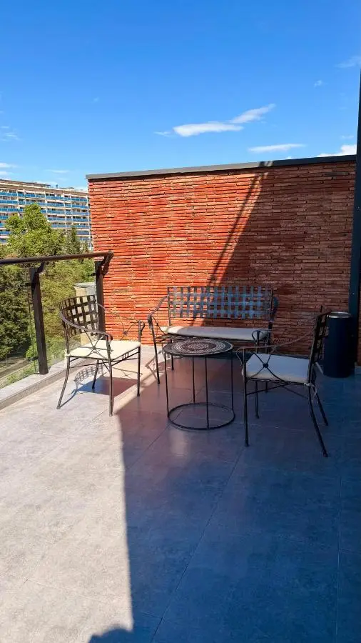 Bricks Hotel