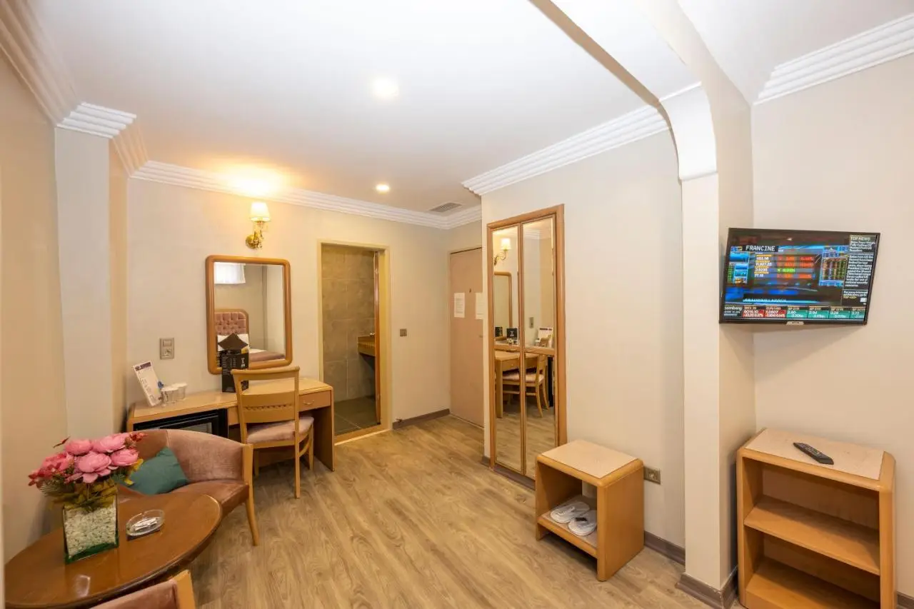 Grand Anka Hotel