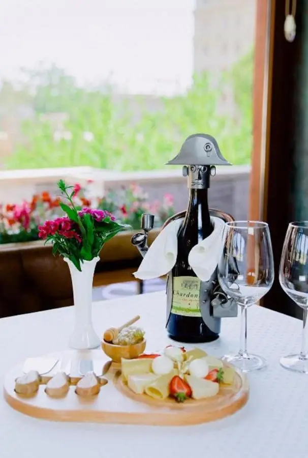Royal Antique Boutique Hotel