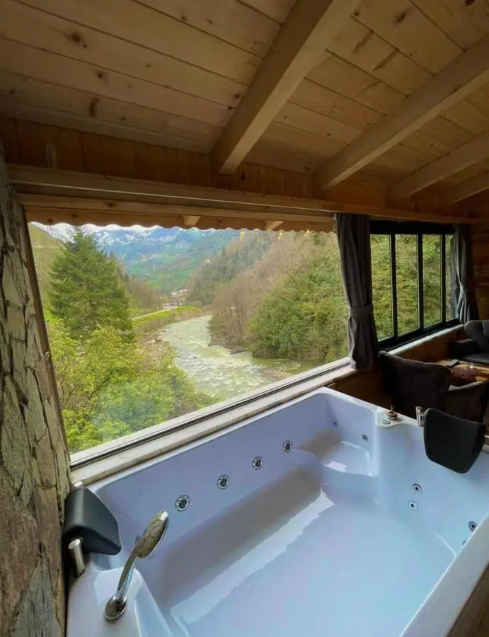 VALLEY SUiT OTEL