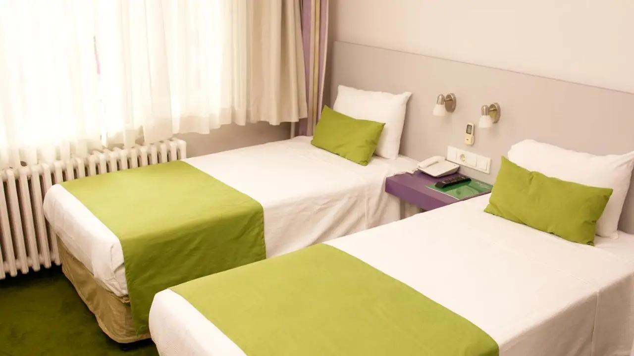 Mini Harem Hotel