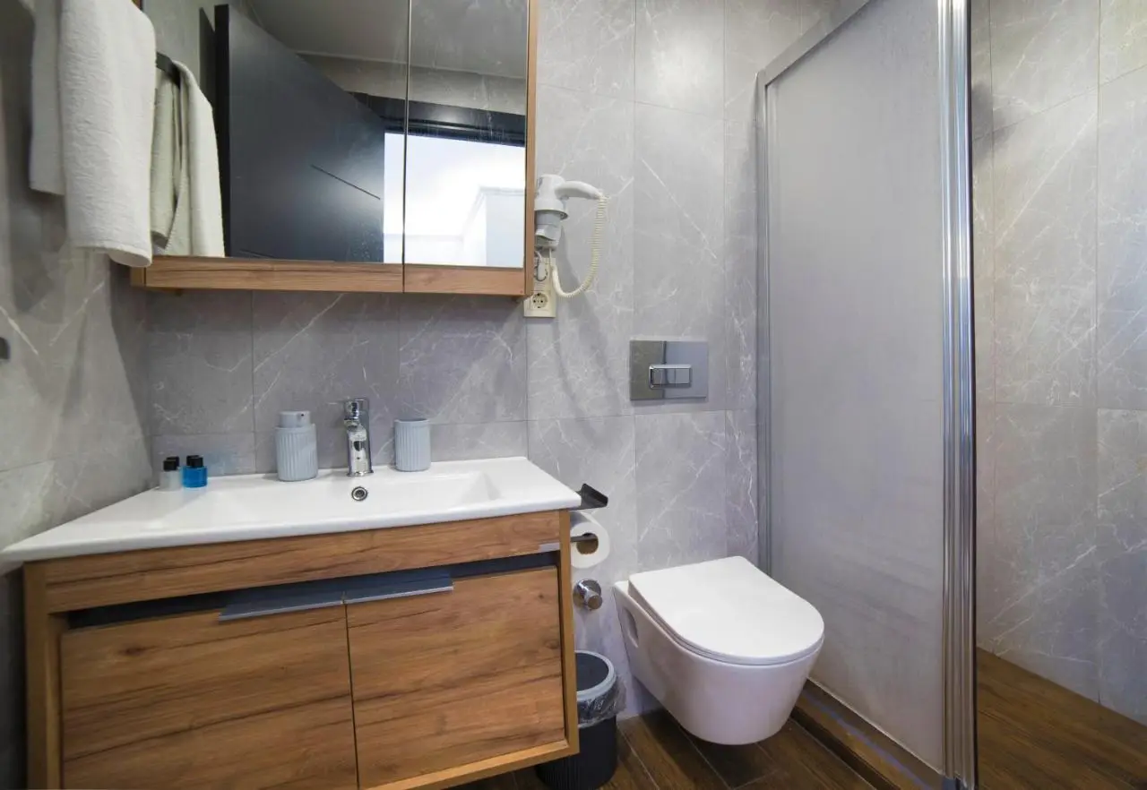 Zendy Suite Hotel