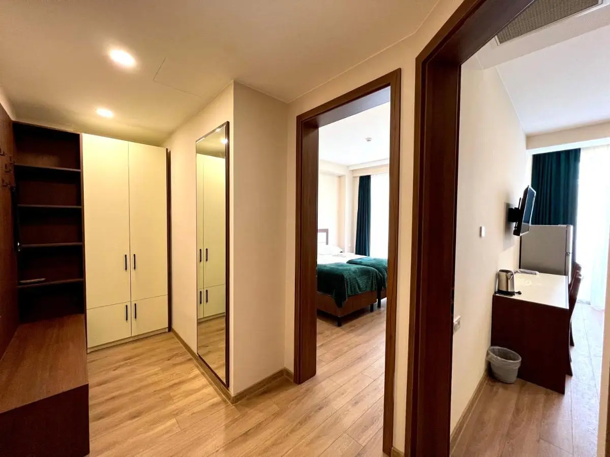 HOTEL WEST TBILISI
