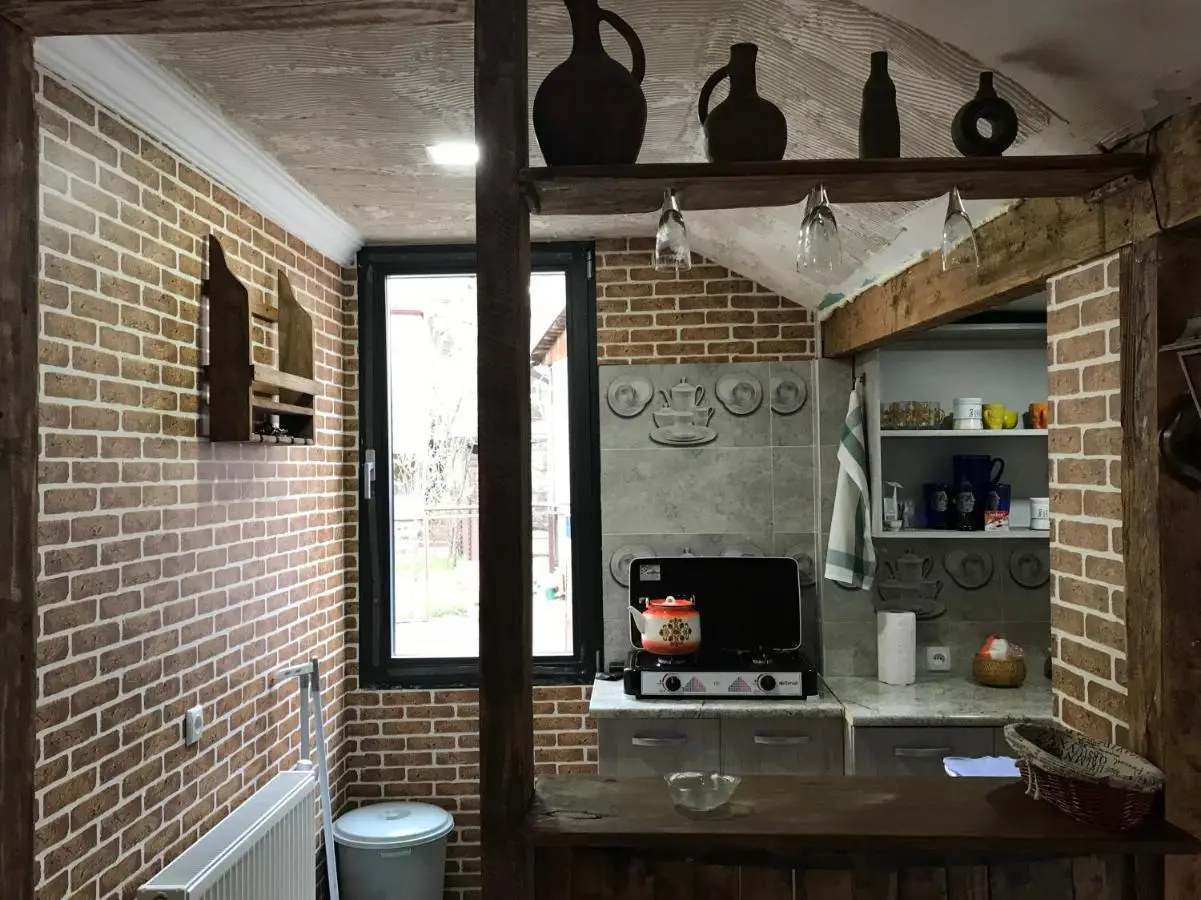 Rachvela's Guest House
