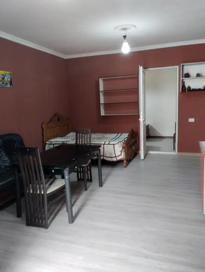 Eka,s hotel in ortachala