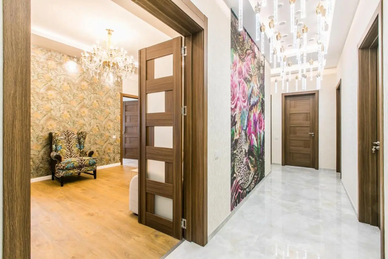 Sweet Home 6 VIP at Rustaveli Avenue