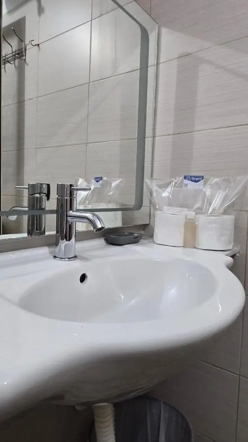 Tirent Apartment-Cozy 2-Bedroom Stay in Don Bosko